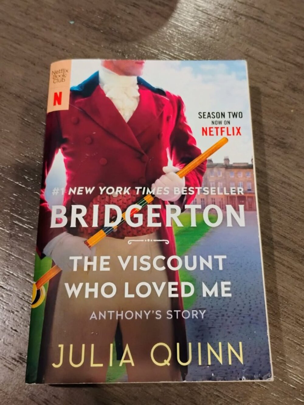 Bridgerton: The Viscount Who Loved Me by Julia Quinn Paperback